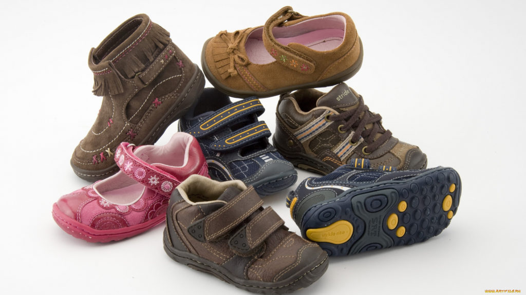 Детская обувь из искусственной или натуральной кожи